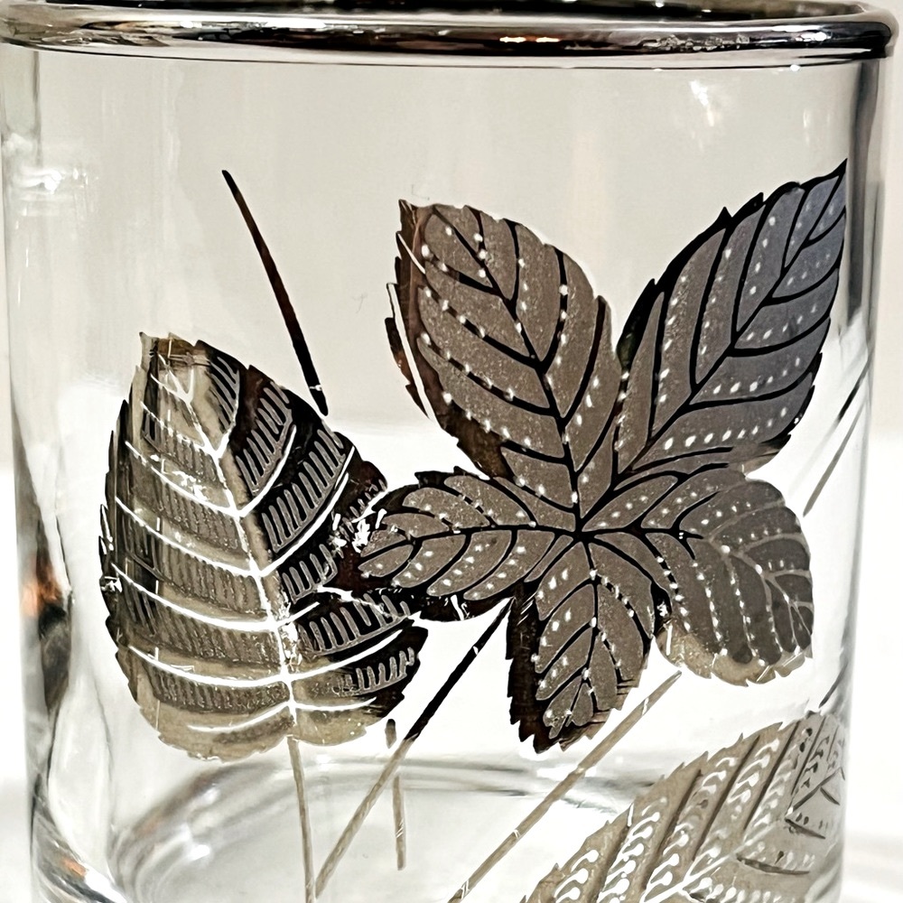 Libby MCM VTG Barware Rocks Glasses Set of 4 Tumblers Embossed Silver Leaves Rim - Picture 5 of 16